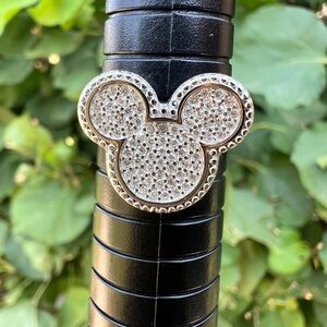 Mickey mouse ring